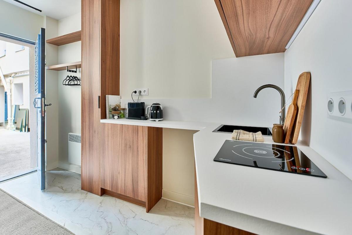 Close To La Crimee Metro Station Line 7 Apartment Paris