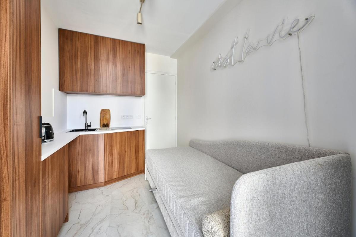 Apartment Close To La Crimee Metro Station Line 7 *